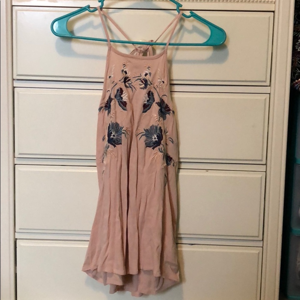 AE mauve tank top, has floral design